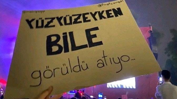 Eski sevgiliniz yazsa ya da arasa cevap verir misiniz?