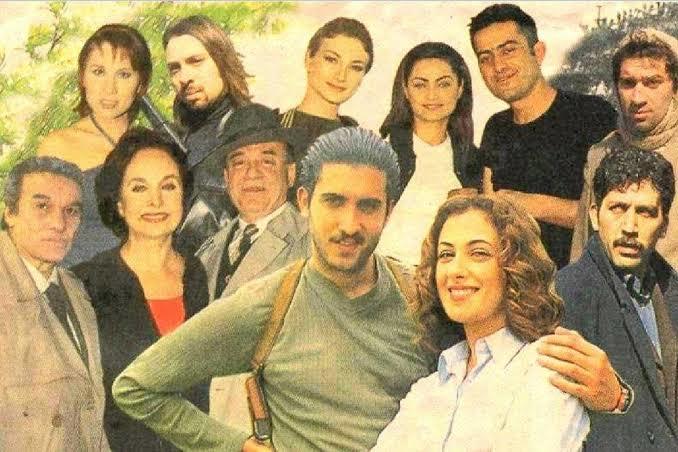 Eski dizilerden hangisini tekrar izlemeye başladınız?
