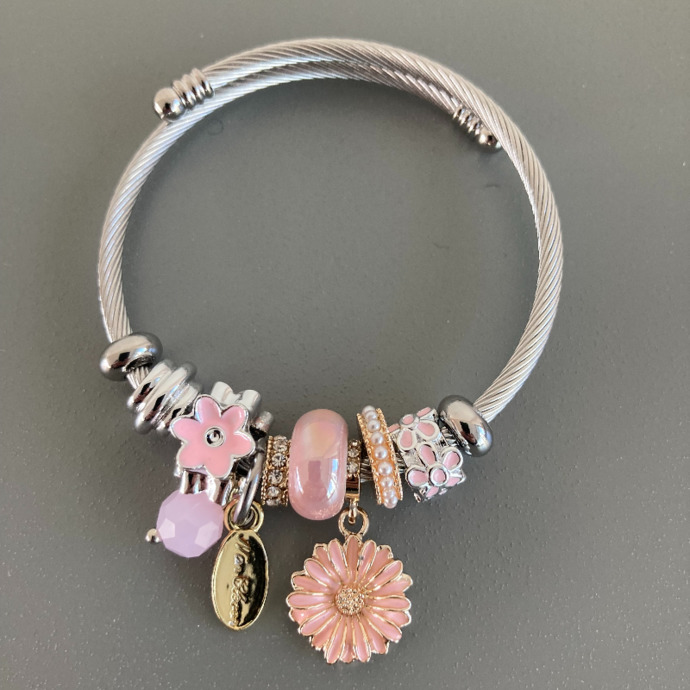 Her kadın pandora aşığı mıdır?