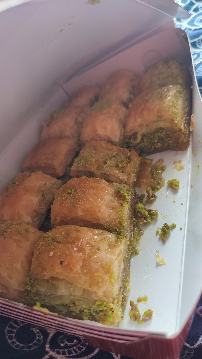 Baklavayı nasıl yiyorsunuz?