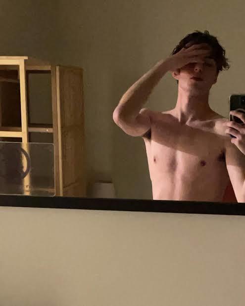 Size göre yaşayan en seksi ünlü kim?