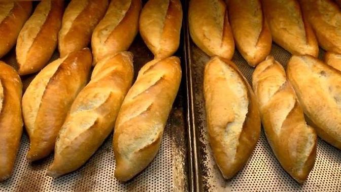 İzmir'de 220 gram ekmek 9 TL olmuş. Siz ekmeğe kaç TL veriyorsunuz?