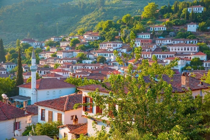 Köy ortamı ile aranız nasıl sever misiniz en son ne zaman köye gittiniz?