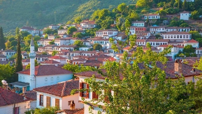 Köy ortamı ile aranız nasıl sever misiniz en son ne zaman köye gittiniz?