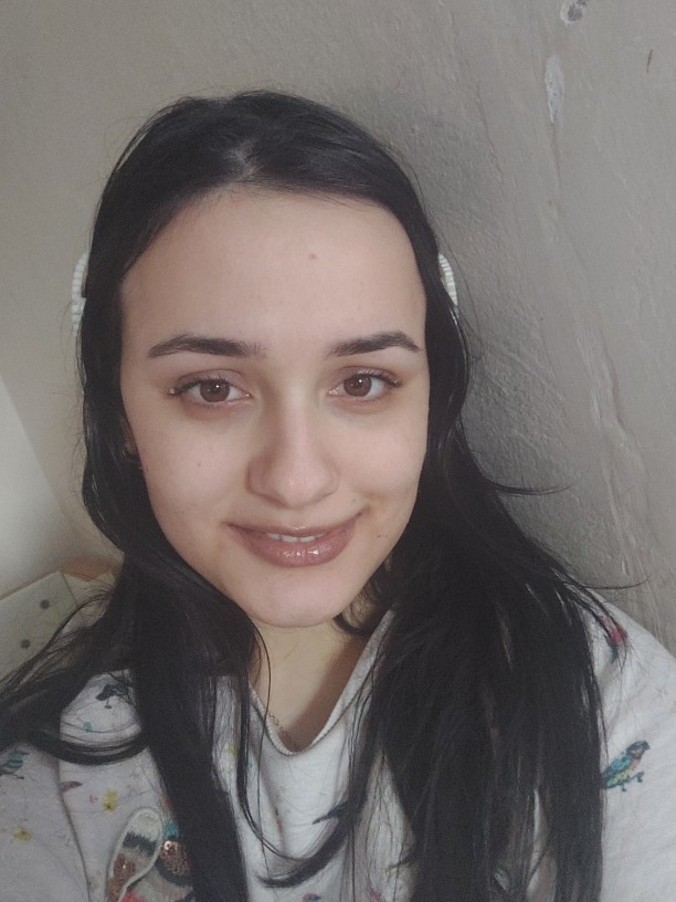 Kaç yaşındayım sizce?