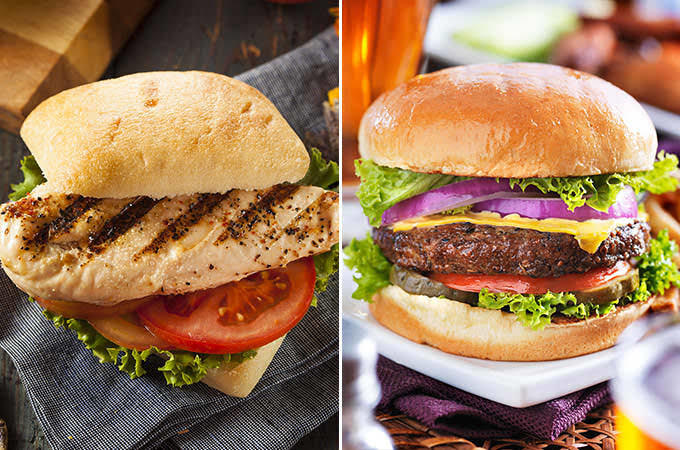 Hamburgeri çoğumuz severek tüketiyoruz! Peki senin tercihin et burger mi yoksa tavuk burger mi oluyor?