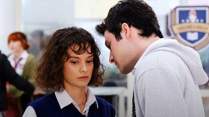 Sevgilim Instagramını çok karışıyorum diye beni çıkardı. Ne yapmalıyım?
