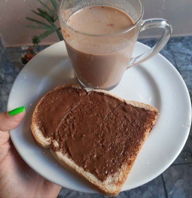 Çikolatalı ekmek yemenin yaşı olur mu?