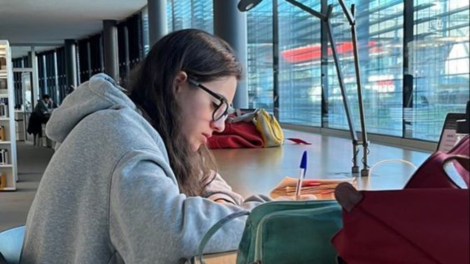 Üniversite öğrencileri neden iş bulamıyor sizce?