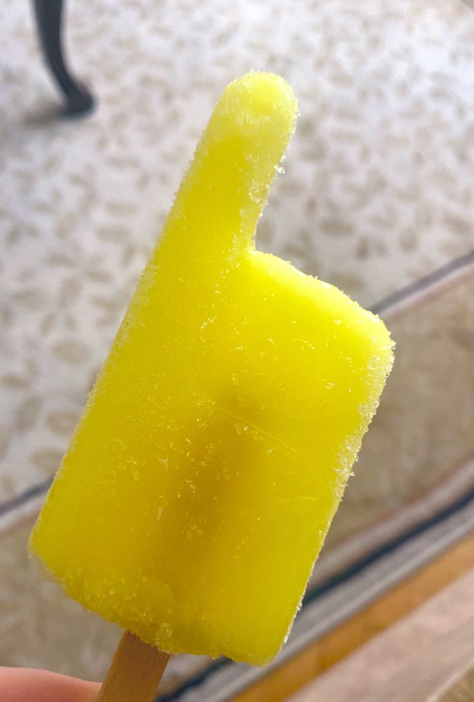 90li yillarin abur cuburlarından en çok hangisini severdiniz?