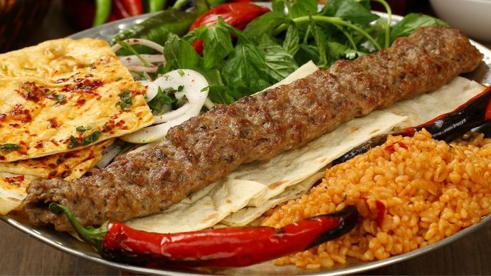 Adana kebap mı yoksa pizza mı?