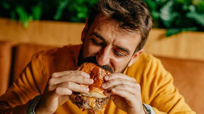 Dışarıda en son yediğin veya sipariş verdiğin fast food hangisiydi?