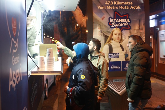 İBB 500 ayrı noktada sıcak yemek servisine başladı! Bu tarz yemekli projelere denk geldiğinizde katılım gösteriyor musunuz?