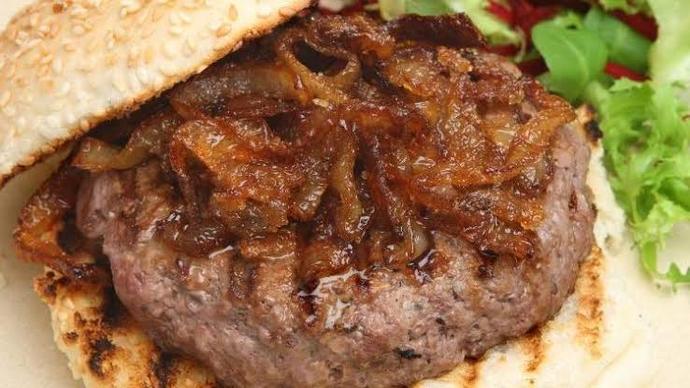 Hamburgeri çoğumuz seviyoruz ama senin hamburgerde eksik olsun dediğin bir malzeme var mı?