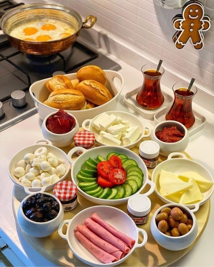 Gece geç saatte acıkınca kahvaltılık yer misiniz?