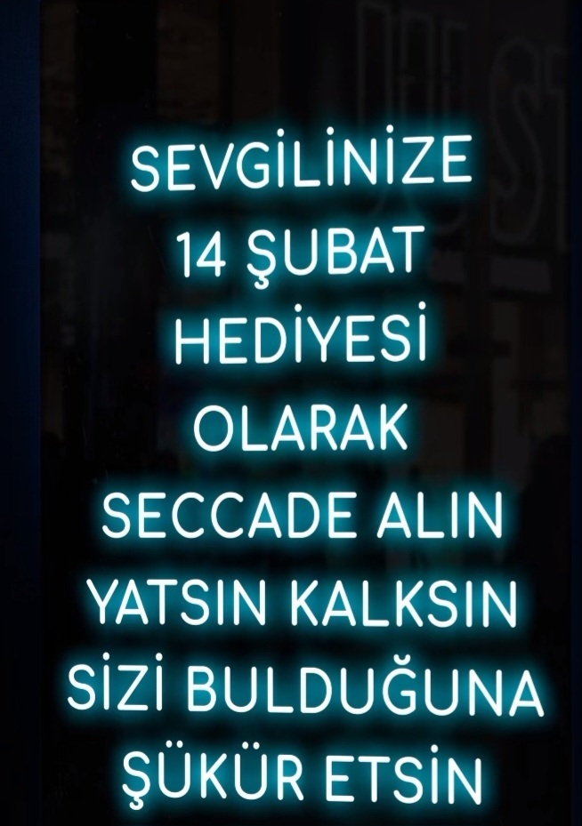 Sevgililer gününe özel bir mesaj yazar mısınız?