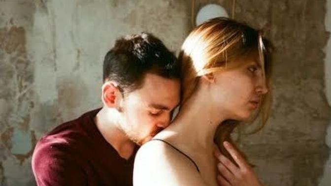 Boyu kısa diye reddettiğim adamı çok özlüyorum, acaba gelir mi?