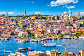Sizce Türkiyeye gelen bir turist nereye giderse tatili mükemmel geçer?