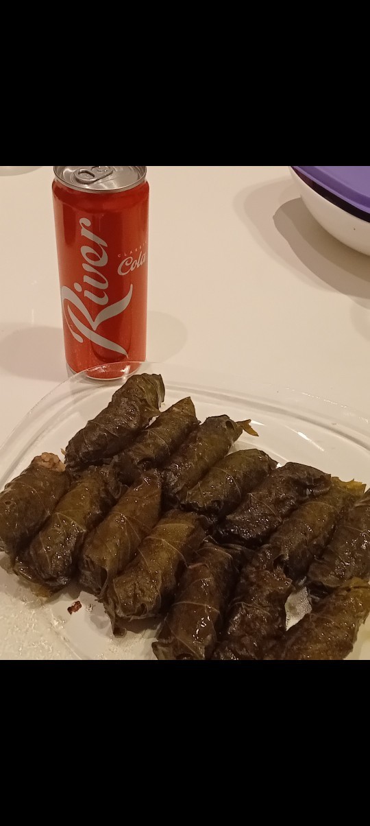 Eşim sarmalarımın büyük olduğunu söylüyor, öyle mi?