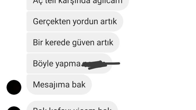 Annesiz babasız çocuk ilgiye aşırı muhtaç oluyor senden herşeyi istiyor ne yapmam lazım?