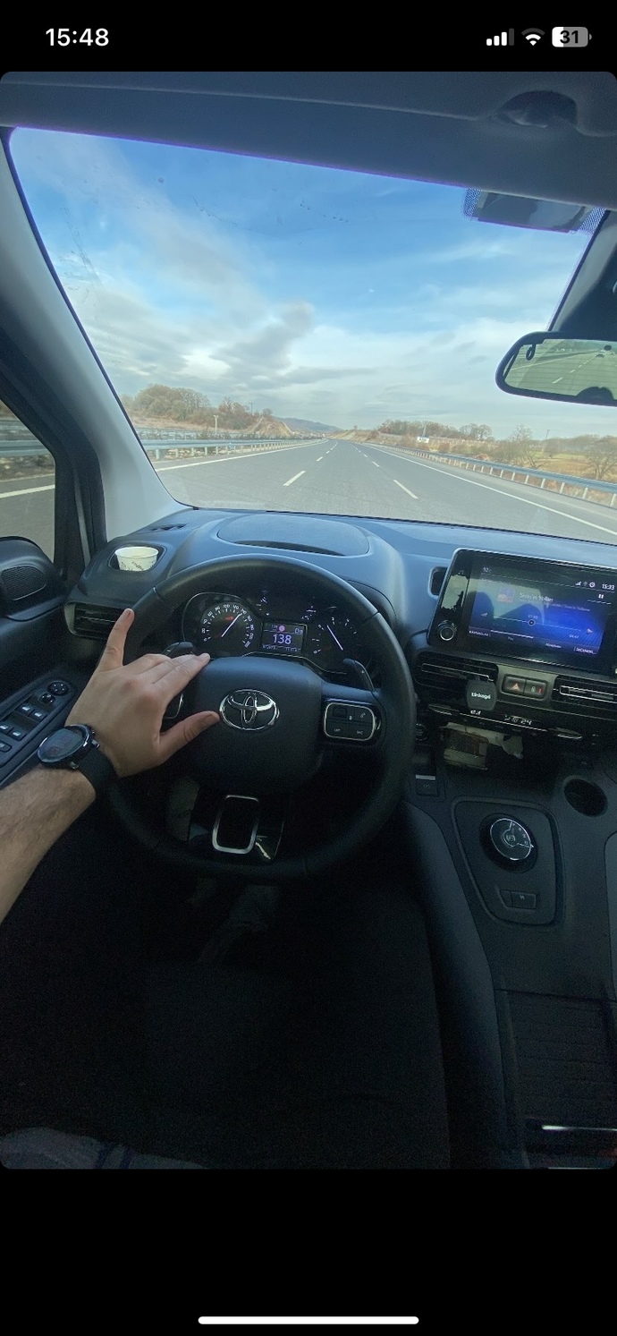 Bu toyotanın hangi modelii?