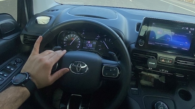 Bu toyotanın hangi modelii?