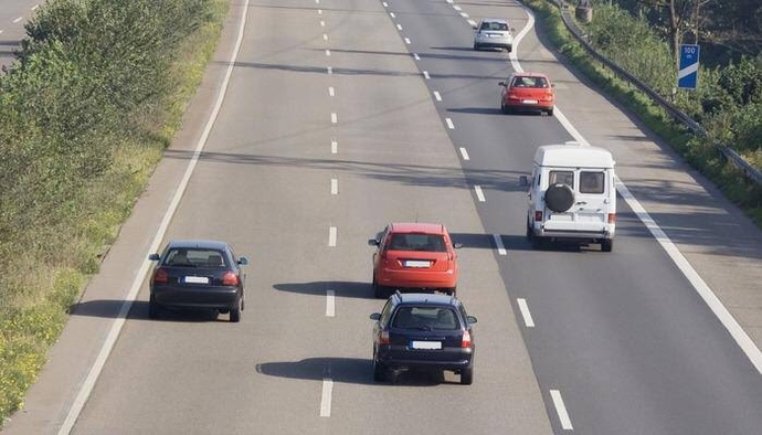 Sol şeridi ihlal edenler hakkında ne düşünüyorsunuz?