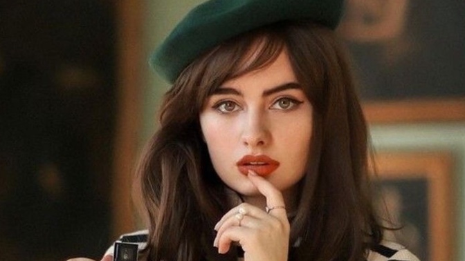 Doğal haliniz mi daha güzel makyajlı haliniz mi?