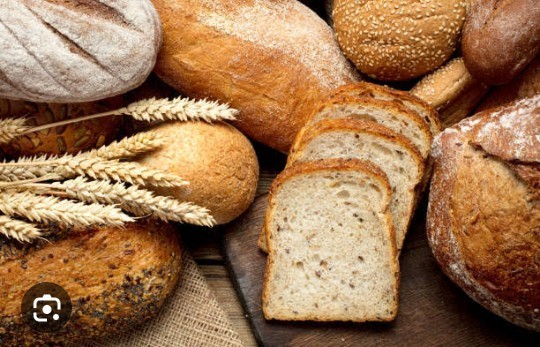 KScanlar sizce ekmek kilo yapar mı? Ekmekte B vitaminleri bulunuyor. Ekmek kilo yapar hurafesine inanıyor musunuz?