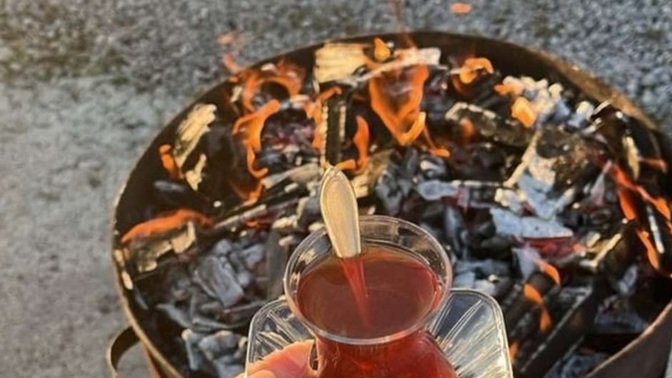 Çayına dem olmak istediğiniz biri var mı?