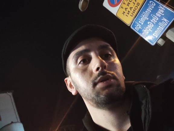 Her sabah bu kadar yakışıklı olmayı nasıl başarıyorum?