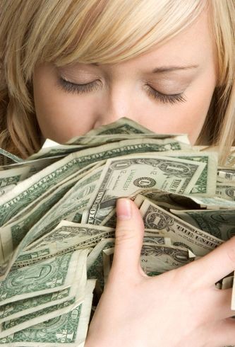 Finansal durum gerçekten birinin toplumdaki değerini tanımlayabilir mi?