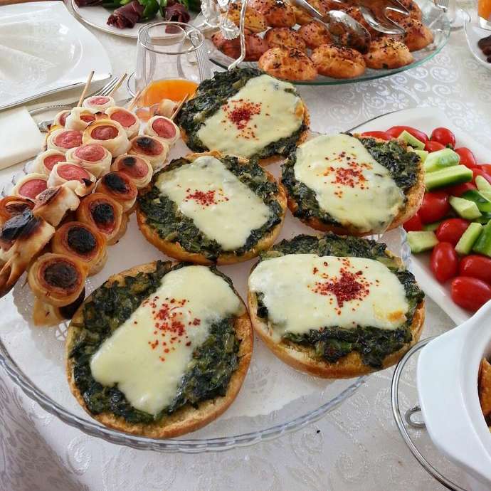 Kahvaltıda yediğiniz en tuhaf şey nedir?