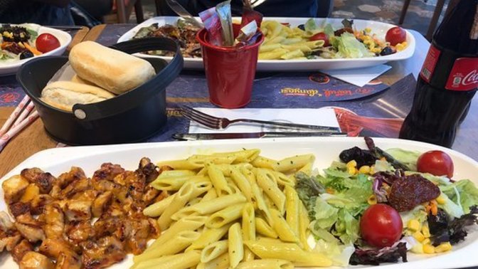 Tavuk Dünyası'nda 2 menü ve 2 içeceğe 570 TL ödedik. Dışarıda yemek yemek lüks mü oldu artık?