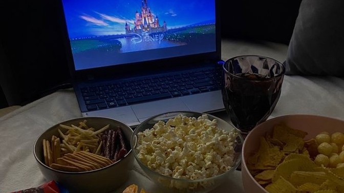 Film/dizi izlerken bir şeyler yemeyi sever misiniz?