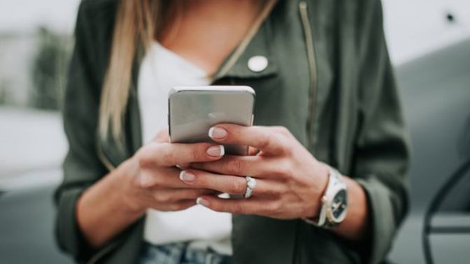 Şu anda telefonunuzun şarjı kaç?