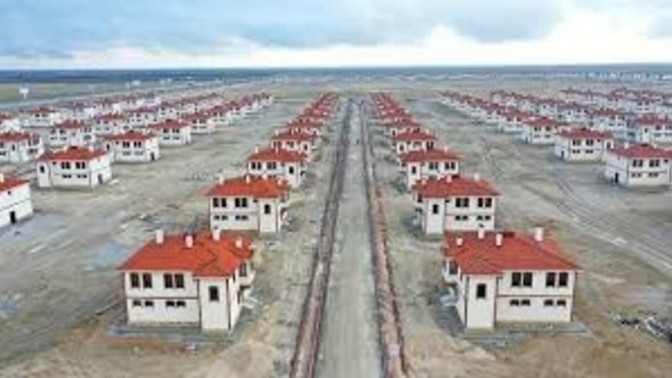 Türklerin vergisiyle Suriyelilere yapılan evler hakkında ne düşünüyorsunuz?