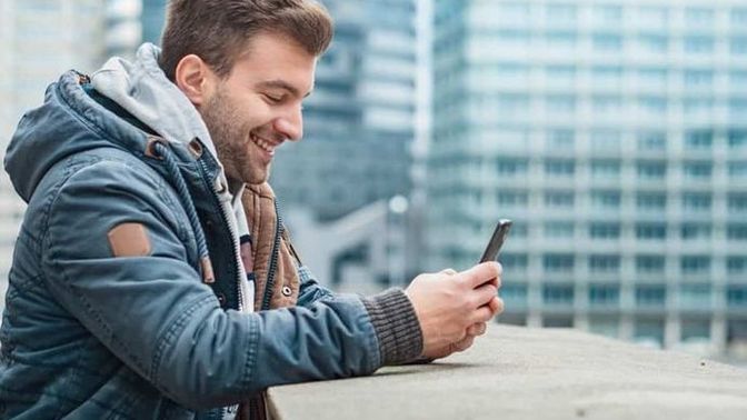 25 yaşında bir erkek neden hiç Facebook'tan çıkmaz?