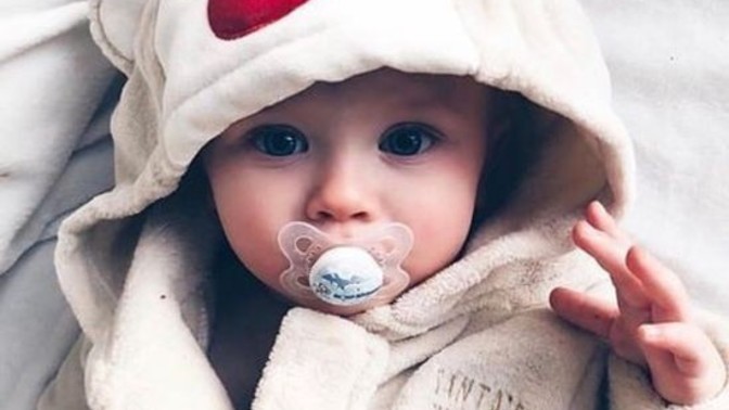 Bir anne çocuğa hem annelik hem babalık yapabilir mi?