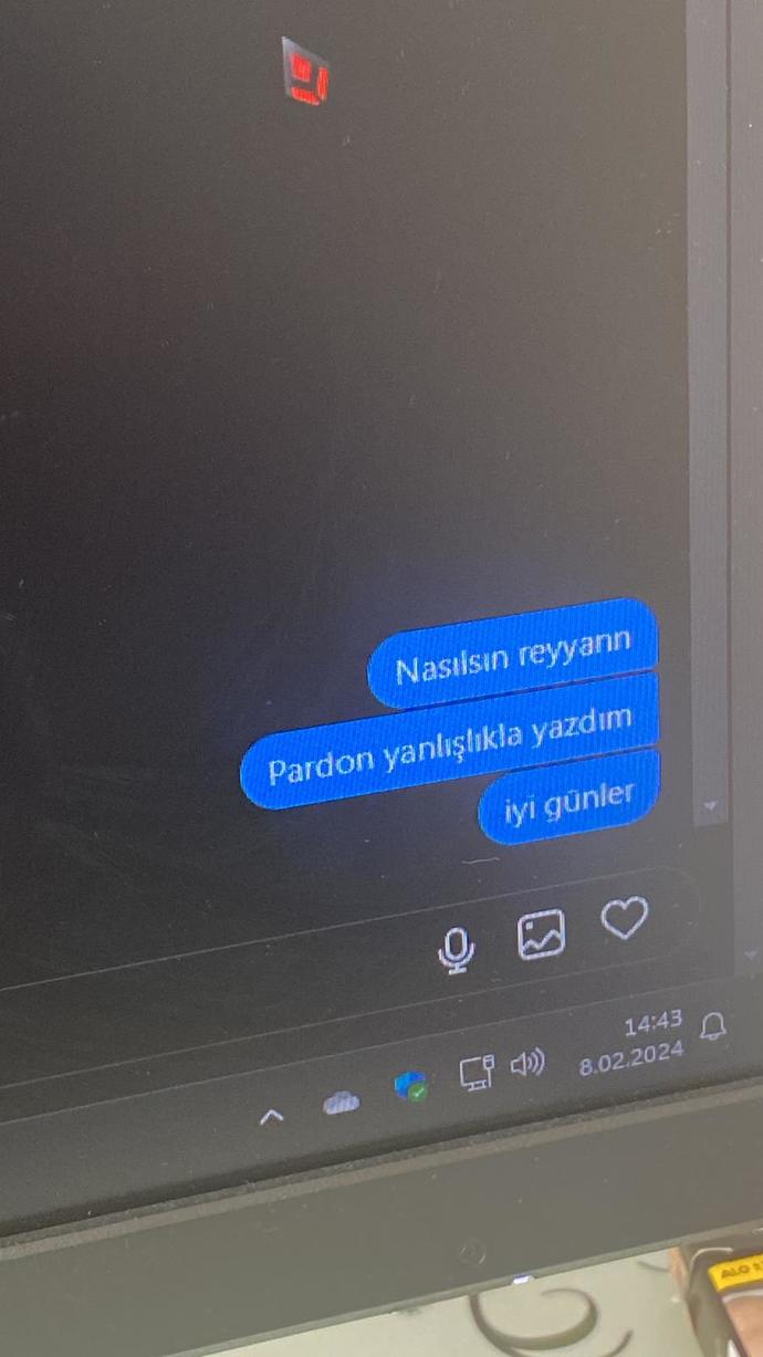 Hiç bahane ile eski sevgilinize mesaj attınız mı?