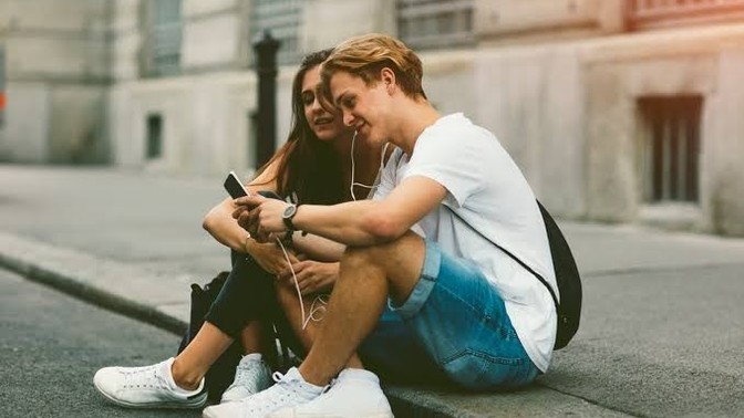 Sevgiliniz için dinlediğiniz müzik türünü değiştirir misini?
