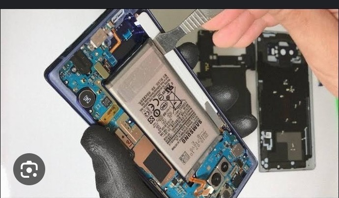 1 akıllı telefonun batarya kapasitesi Mah minimum ne kadar olmalı sizce?