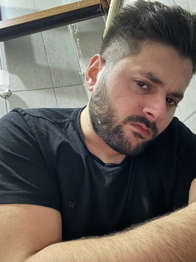Sevgilin var mı yok mu tahmin edeyim mi?