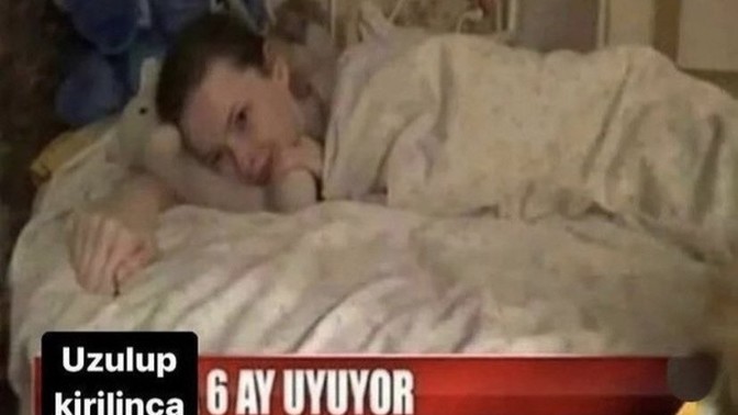 Mutsuzken uykularınız mı kaçar yoksa sürekli uyur musunuz?