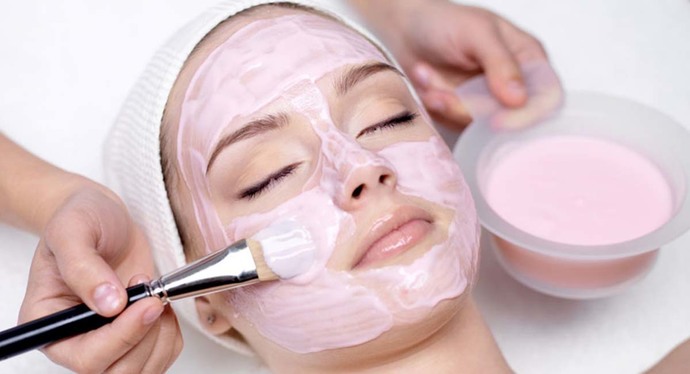 Cilt maskesi yaparken maske fırçası kullanır mısınız?