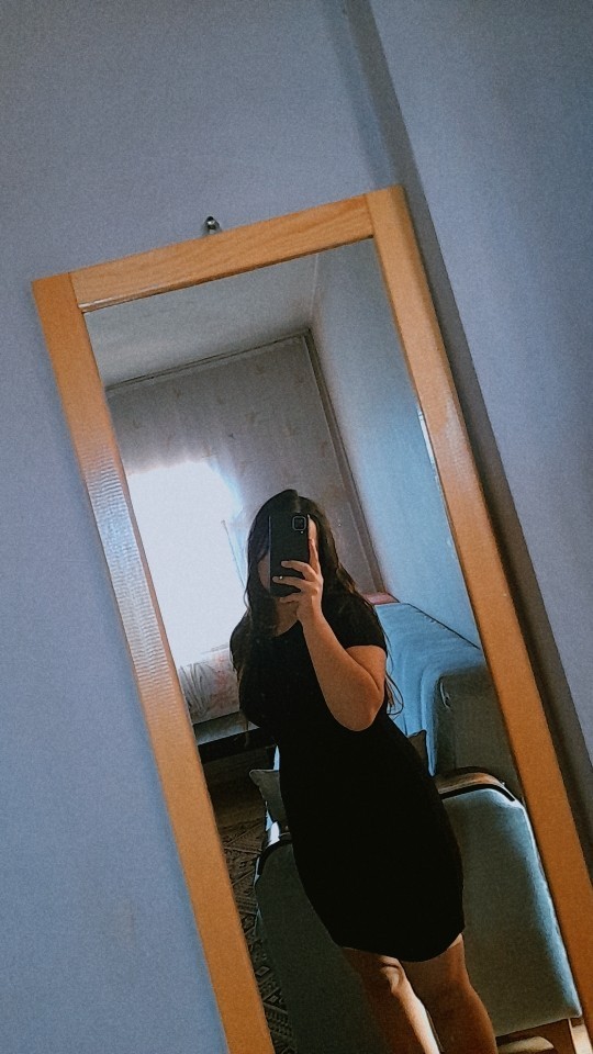 Bu elbisenin üstüne korse kemer olur mu?