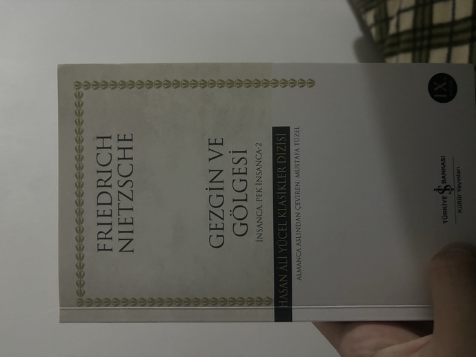 Aranızda kitap severler var mı?