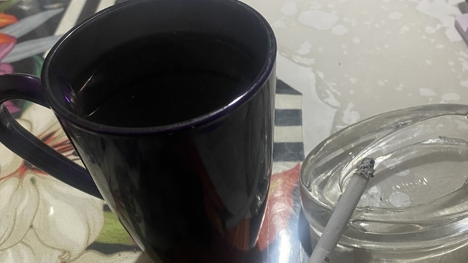 Bir demlik çayı tek başınıza içebilir misiniz?