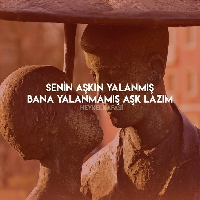 İnsan gerçekten sevdiğini sözlerle anlatabilir mi?