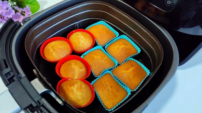 Airfryer ile yapılabilecek pratik tatlı önerileriniz var mı?